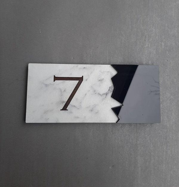 Yönline Black Marble Serisi Kapı Numarası -7 - Image 1