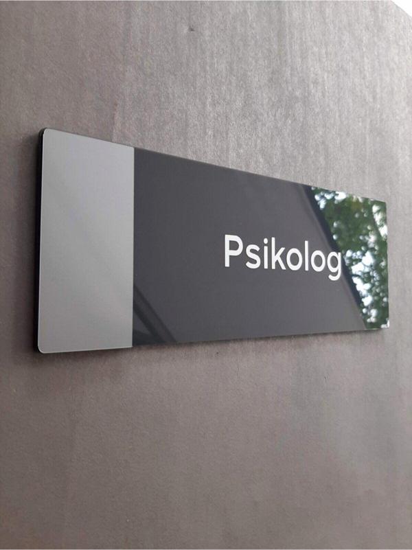 Yönline Klasik Seri Psikolog Kapı Isimliği - Image 1