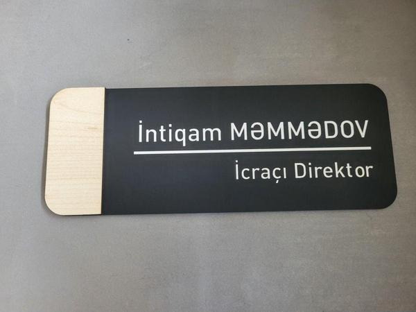 Yönline Meşe Serisi Azerbaycanca Kapı Isimliği - Image 1