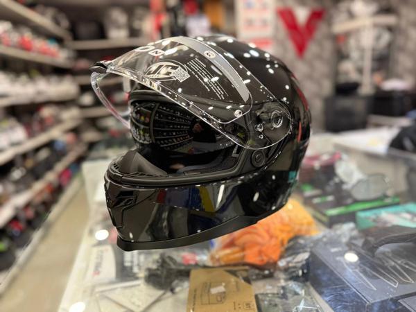 KASK HJC C70N PARLAK SİYAH - Image 1