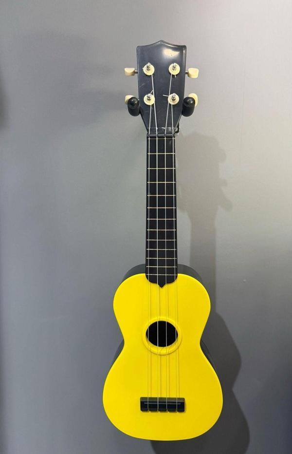 Bs Sarı Soprano Kompozit Ukulele - Image 1