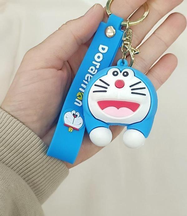 Doraemon Sulu Simli Anahtarlık Çanta Cüzdan Süsü Aksesuarı  - Image 1