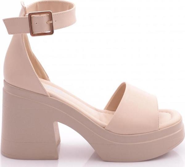 Dgn 1623-22Y Kadin Tek Bantli Kalin Taban Topuklu Ayakkabi - Image 1