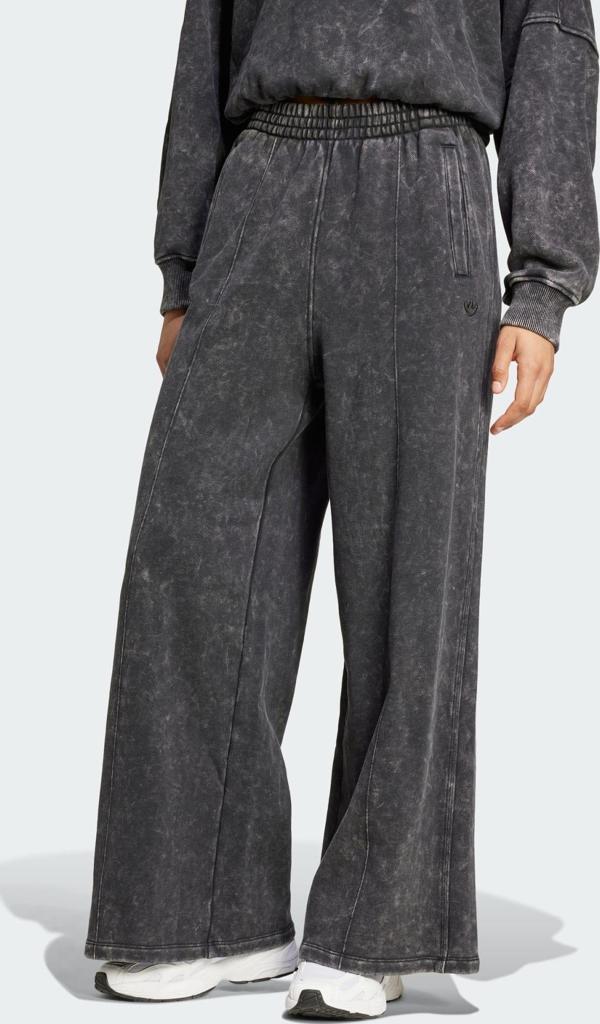 adidas P ESS W JOGGERS - Image 1