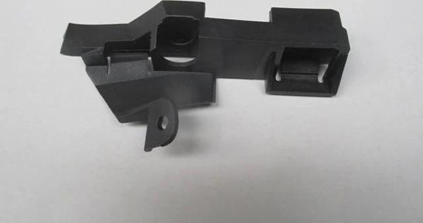1998-2001 Bmw 3 Serisi Sd- Ön Tampon İç Braketi Sol Plastik (Tyg) (Adet) (Oem No:51117030617) - Image 1