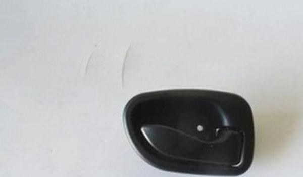 1995-2000 Hyundai Accent Ön Kapı İç Açma Kolu Sağ Siyah  (Adet) (Oem No:8262022000Bk) - Image 1