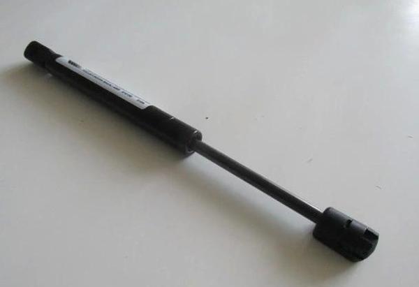 Ford Focus- Sd- 05/07; Bagaj Amortisörü Sağ/Sol Aynı Adet (Oem No: 5M51-F406A10Ab) - Image 1