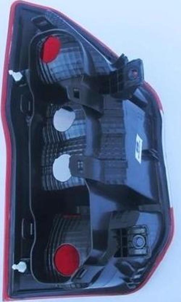 Ford Tourneo Courıer- 14/18; Stop Lambası Sağ Kırmızı/Beyaz (Mars) (Oem No: Et7613404Af) - Image 1