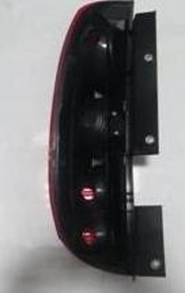 Fıat Doblo- 11/15; Stop Lambası Sağ Kırmızı/Beyaz (Yana Açılan)2Kapı(Combi/Cargo/Panorama)(Mars) (Oe - Image 1