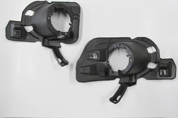 Cıtroen Berlıngo- 10/14; Sis Lamba İç Bağlantı Braketi Sağ/Sol Set (2 Parça) Plastik (Oem No: 7416.J - Image 1