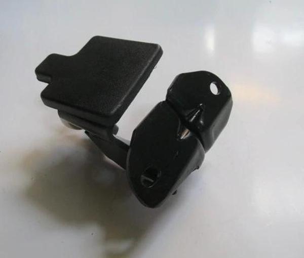 Fıat Ducato- 14/24; Sürgülü Kapı Orta Ray Bağlantısı Sağ (Oem No: 1344266080) - Image 1