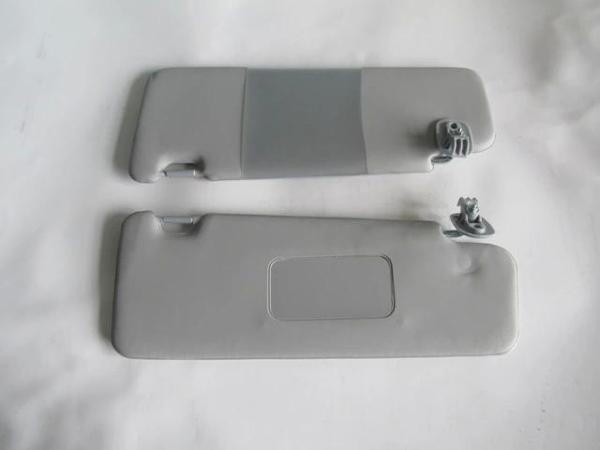 Dacıa Sandero- 13/20; Güneşlik Gri Sağ/Sol Set 2 Parça (Oem No: 6001546870) - Image 1