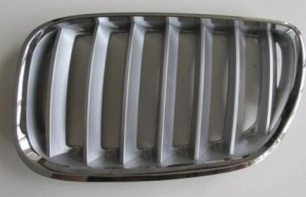2004-2006 Bmw X5 E53 Ön Panjur Sol Nikelajlı-İç Peteği Gümüş Gri (Adet) (Oem No:51137113733) - Image 1