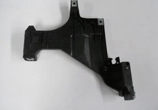 2013-2015 Audi A4 Far Alt Bağlantı Braketi Sağ (Far Alt Taşıyıcı) Plastik (Bfn) (Adet) (Oem No:8T094 - Image 1