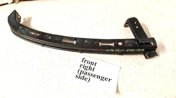 Tampon Bağlantı Braketi Cıvıc Ön 01-03 Far Altı Sağ (Oem No: 71140-S5A-000) - Image 1