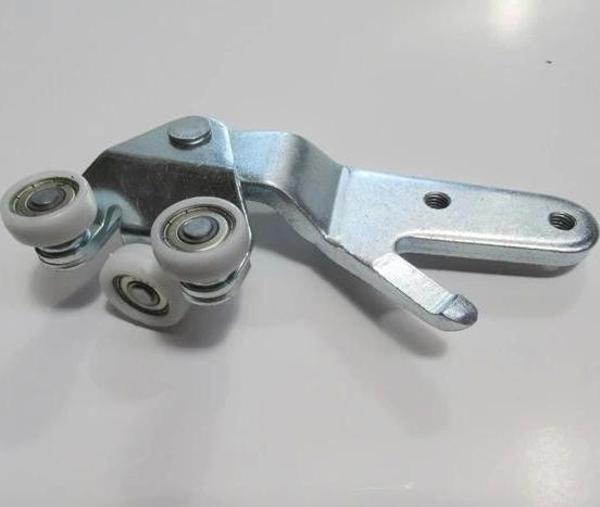 1998-2001 Cıtroen Jumper Sürgülü Kapı Alt Ray Bağlantısı Sağ Oem No: 9033.C0 - Image 1