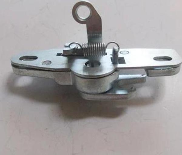Renault Master- 2- 04/10; Sürgülü Kapı Kilidi Sağ Üst (Oem No: 8200179435) - Image 1