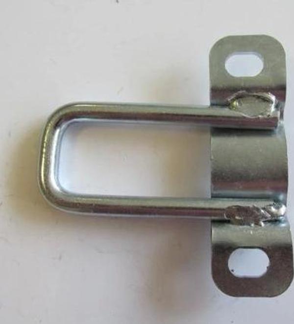 Cıtroen Nemo- 08/16; Bagaj Kapak Kilit Karşılığı Üst Sağ/Sol Aynı (Adet) (Çift Kapı) (Oem No: 135509 - Image 1