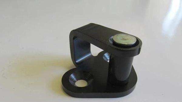 Cıtroen Berlıngo- 96/03; Ön Kapı Kilit Karşılığı Sağ/Sol Aynı (Adet) (Oem No: 9164.57) - Image 1