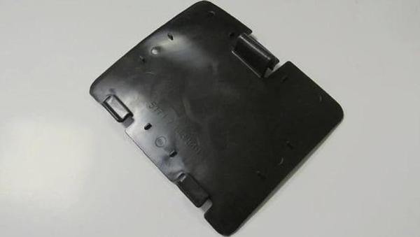 Bmw 3 Serı- E90- 05/09; Ön Çamurluk Davlumbazı Üst Kapağı Sağ/Sol Aynı (Plastik Enjeksiyon) (Oem No: - Image 1