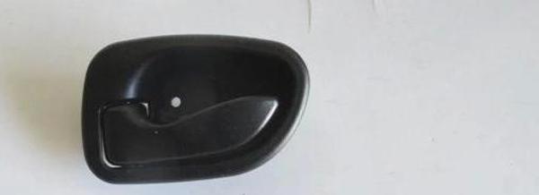 1998-2003 Hyundai Atos Ön Kapı İç Açma Kolu Sol Siyah  (Adet) (Oem No:8261022000Bk) - Image 1