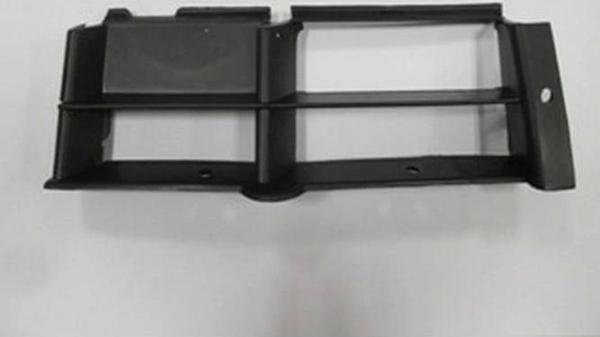 1996-2000 Bmw 5 Serı E39- Ön Tampon Panjuru Sağ Siyah (Tw) (Adet) (Oem No:51118235642) - Image 1