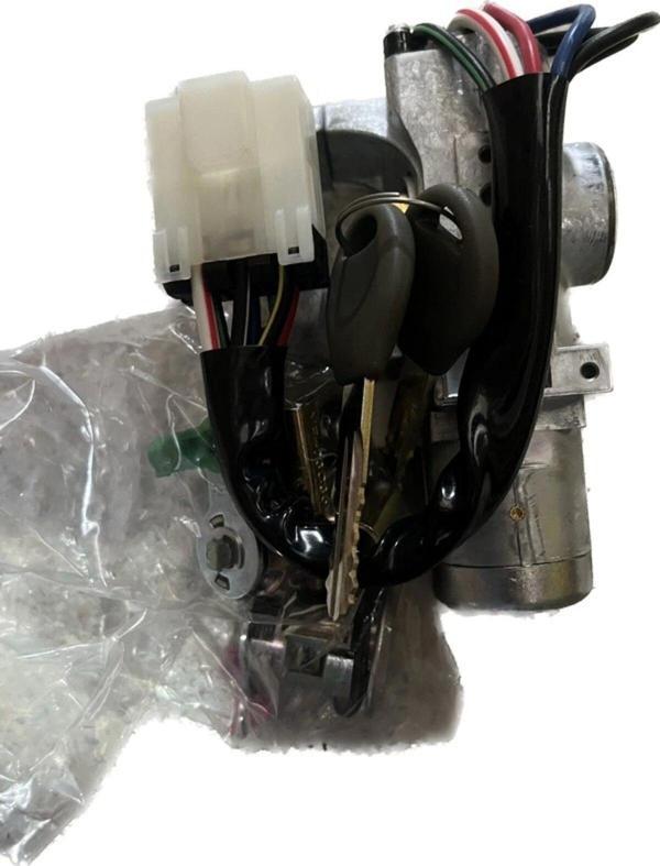 Kapı Kilit Seti D22 1998-2001 Oem No: Yks-03C35Pa - Image 1