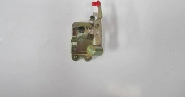 1988-2009 Mitsubishi L300 Minibüs Orta Kapı Kilidi Sağ (Tyg) (Adet) (Oem No:Mb421086) - Image 1