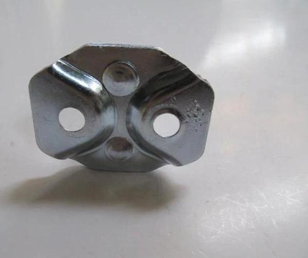 Fıat Egea- Cross- 21/24; Ön Kapı Kilit Karşığı Sağ/Sol Aynı (Adet) (Oem No: 50512981) - Image 1