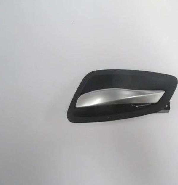 Bmw 3 Serı- E90- 05/11; Ön Kapı İç Açma Kolu Sağ Siyah (Elceği Nikelajlı) (Hushan) (Oem No: 51417144 - Image 1