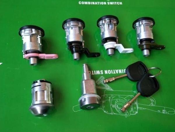 Kılıt Sıfre Takımı 1 Takım : 6 `Lı Ford Transıt M12-M15 Bm 93-00 (Oem No: 95Vb B22050 Bg) - Image 1