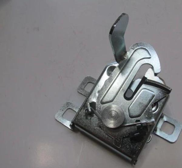 Cıtroen Nemo- 08/16; Kaput Kilidi (Oem No: 1355059080) - Image 1