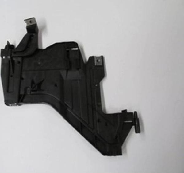 2008-2012 Audi A4 Far Alt Bağlantı Braketi Sağ (Far Alt Taşıyıcı) Plastik (Bfn) (Adet) (Oem No:8K094 - Image 1