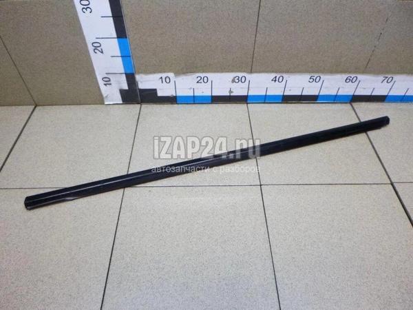 Cam Sıyırıcı Ceed 08-11 Ön Kapı Dış Sol (Oem No: 82210-1H000) - Image 1
