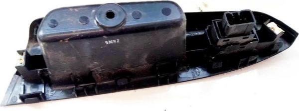 Düğme Cam Açma Getz L Arka Hyundaı Getz (Oem No: 1212Dca4005004) - Image 1