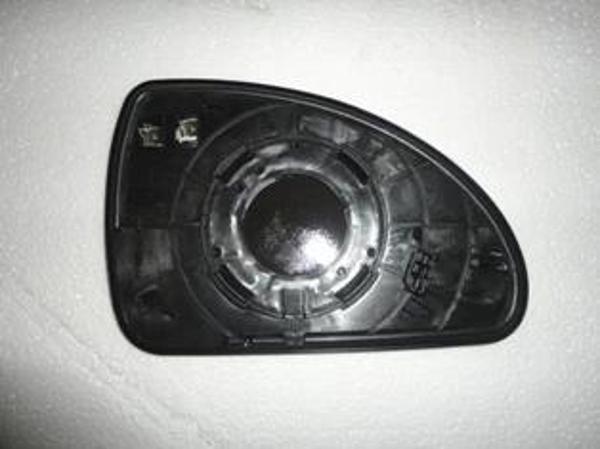 Kıa Ceed- 08/09; Ayna Camı Sol Isıtmalı (Oem No: -) - Image 1
