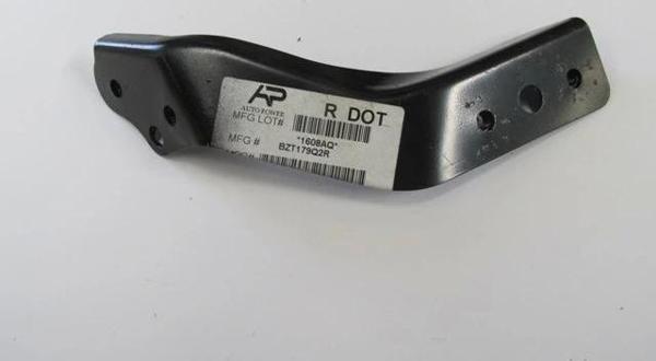 2007-2011 Mercedes C Class W204 Ön Tampon Demiri Braketi Sağ (Tw) (Oem No:2046200285) - Image 1