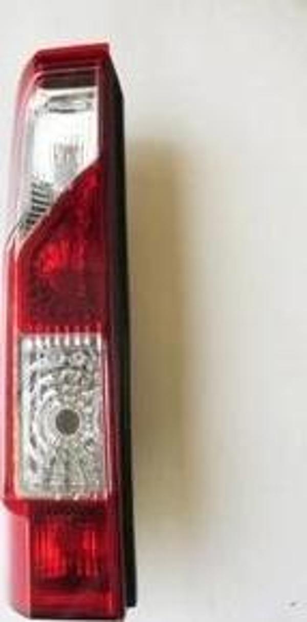 20-> Renault Master Stop Lambası Sol Kırmızı-Beyaz Duysuz Mars Oem No: 4419378 - Image 1