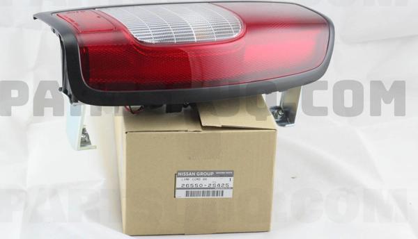 Stop Lambası Pıckup  98-02 D22 /Pıckup 02-12 Skystar Duylu Sağ (Oem No: 26550-2S425) - Image 1