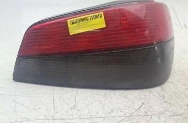 Stop Lambası Sag Psa 306 B.M 1997-2001 (Oem No: 6351.H8) - Image 1