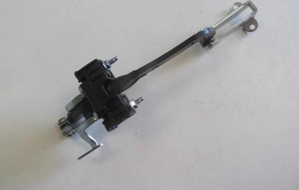 Peugeot Boxer- 07/13; Bagaj Kapağı Durdurucusu Sağ (Kapı Gergisi) (Oem No: 1358221080) - Image 1