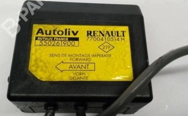 Stop Lambası Sol Unıt..Ece. Renault Clıo Hb Bm 98- (Oem No: 7700410514) - Image 1