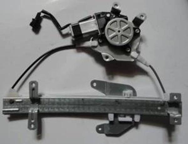 2003-2006 Nissan Maxima A33 Arka Cam Krikosu Sol Elektrikli-Motorlu 2Fişli (Adet) (Oem No:827012Y010 - Image 1