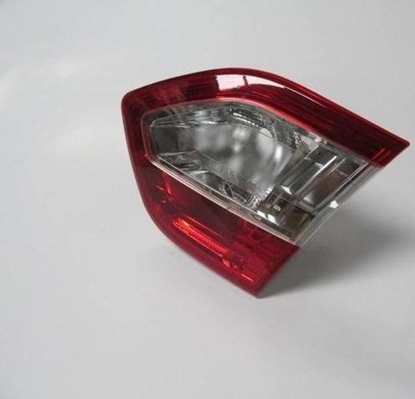 Renault Fluence- 09/16; İç Stop Lambası Sağ Kırmızı/Beyaz (Mars) (Oem No: 265500038R) - Image 1