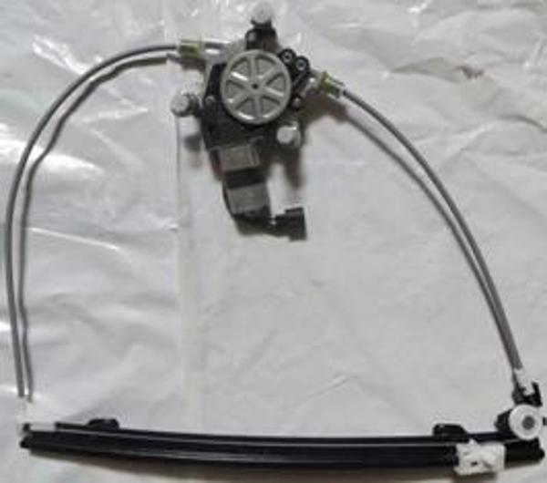 1998-2001 Renault Clio Sd Ön Cam Krikosu Sol Elektrikli-Motorlu  (Adet) (Oem No:7700842247) - Image 1