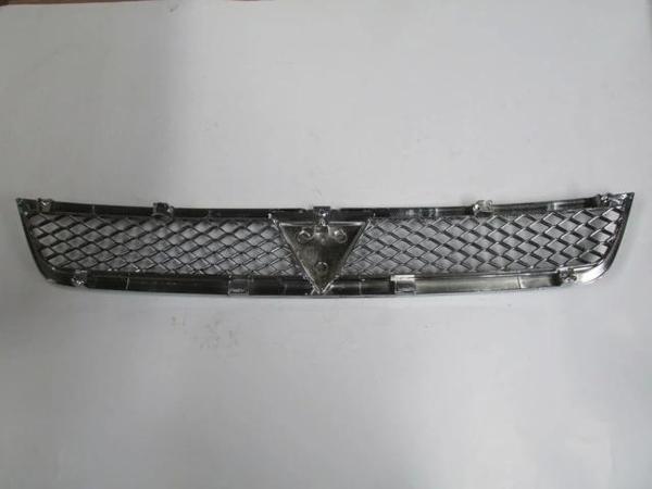 Mıtsubıshı Lancer- 08/13; Ön Panjur Nikelajlı (Siyah Petekli) (Fpı) (Oem No: 7450A093) - Image 1