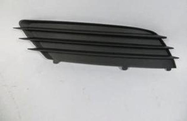 Opel Astra- H- Hb- 04/07; Sis Lamba Kapağı Sağ Sis Deliksiz (Oem No: 1400308) - Image 1