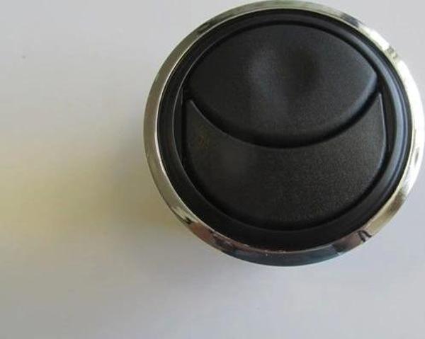 Renault Master- 3- 11/19; Ön Göğüs Üfleme Peteği Çerçevesi Nikelajlı (Difizör) (Oem No: 8200212480) - Image 1