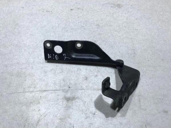 2000-2006 Nissan Almera N16 Sd-Hb- Kaput Menteşesi Sağ (Tw) (Adet) (Oem No:654004M700) - Image 1