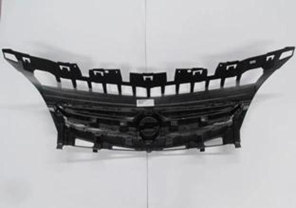 2012-2020 Opel Astra J Sd/Hb Ön Panjur Siyah (Tyg) (Oem No:13387218) - Image 1